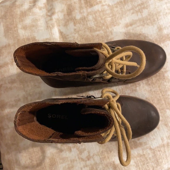 Sorel Arctic Wedge Leather Boot - Picture 10 of 15